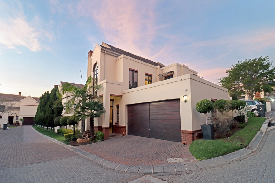 3 Bedroom Property for Sale in Bryanston Gauteng