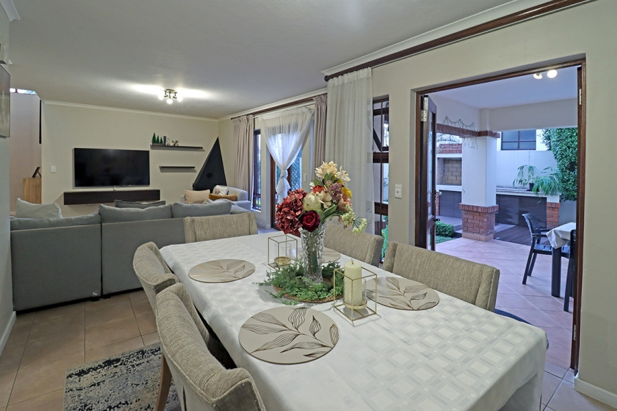 3 Bedroom Property for Sale in Bryanston Gauteng