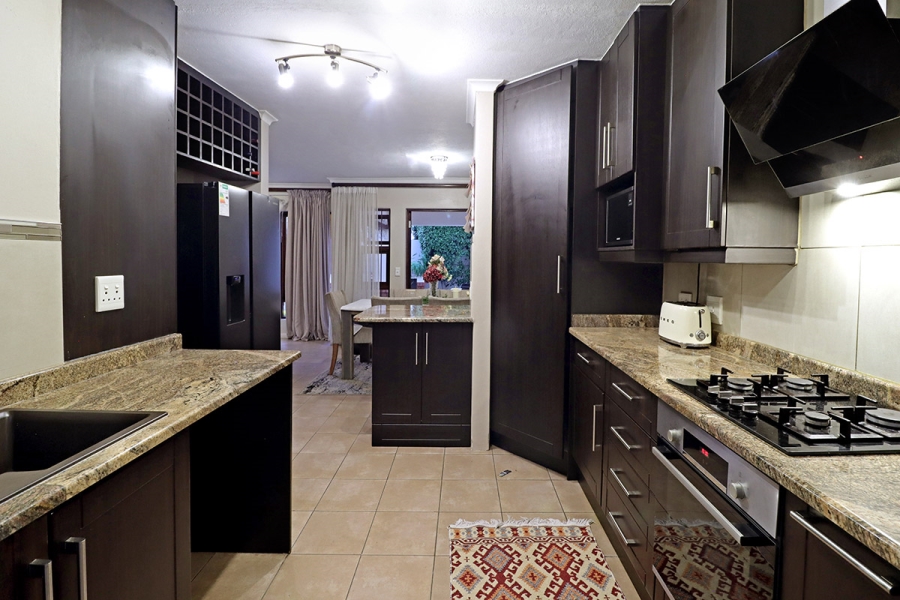 3 Bedroom Property for Sale in Bryanston Gauteng