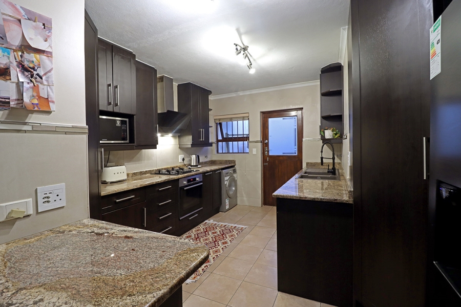 3 Bedroom Property for Sale in Bryanston Gauteng