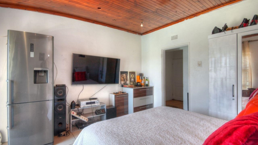 4 Bedroom Property for Sale in Orlando West Gauteng