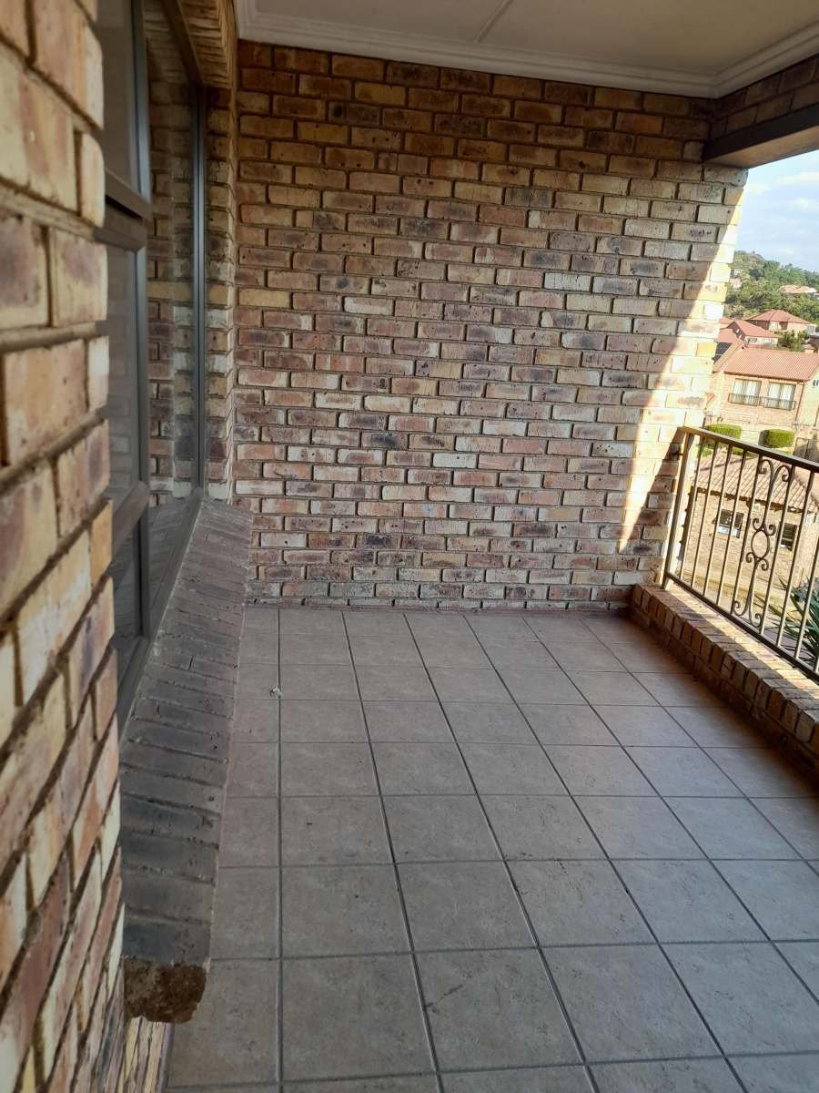 2 Bedroom Property for Sale in Winchester Hills Gauteng