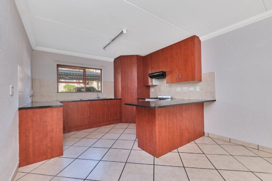 2 Bedroom Property for Sale in Paulshof Gauteng
