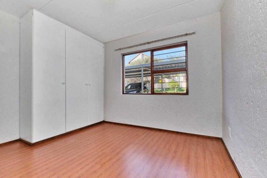2 Bedroom Property for Sale in Paulshof Gauteng