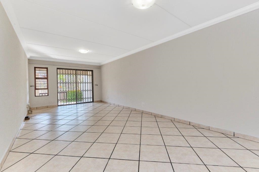 2 Bedroom Property for Sale in Paulshof Gauteng