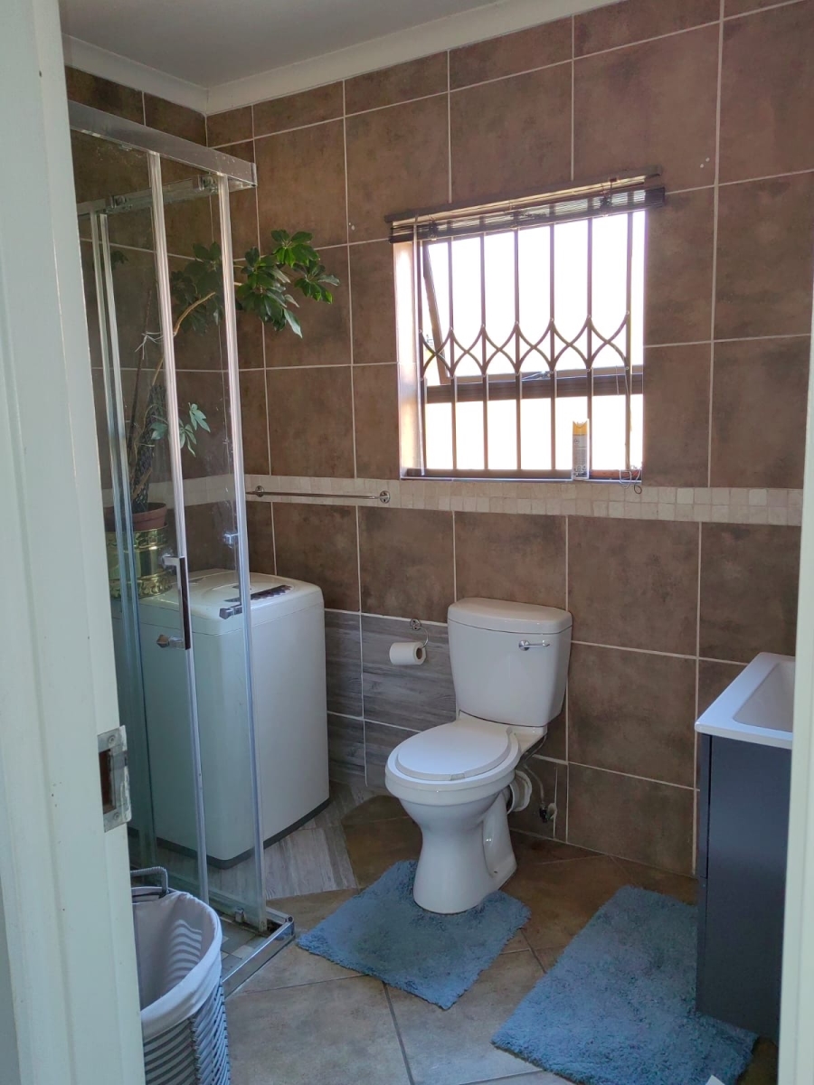3 Bedroom Property for Sale in Albertsdal Gauteng