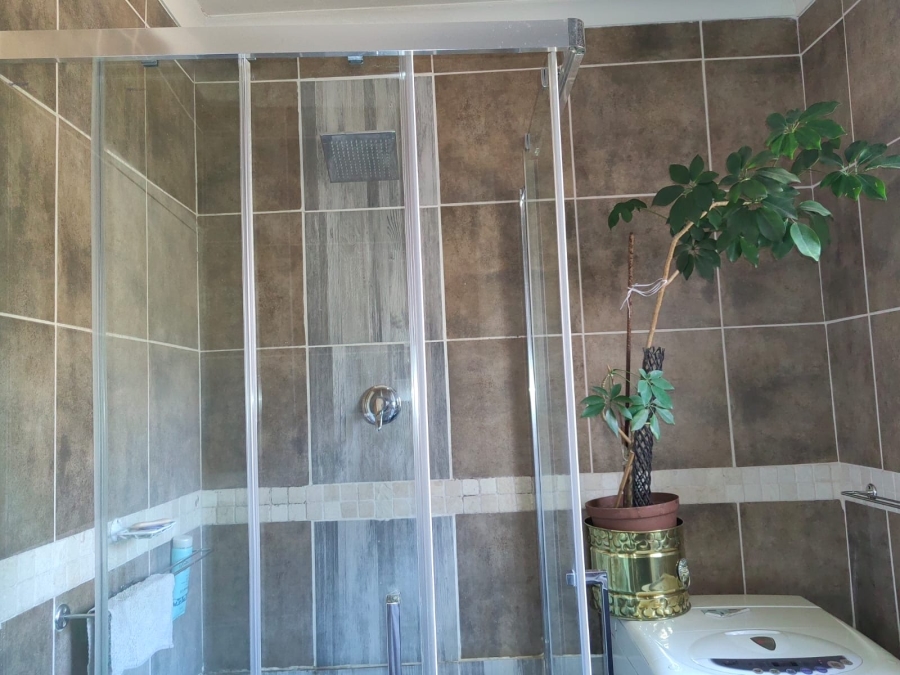 3 Bedroom Property for Sale in Albertsdal Gauteng