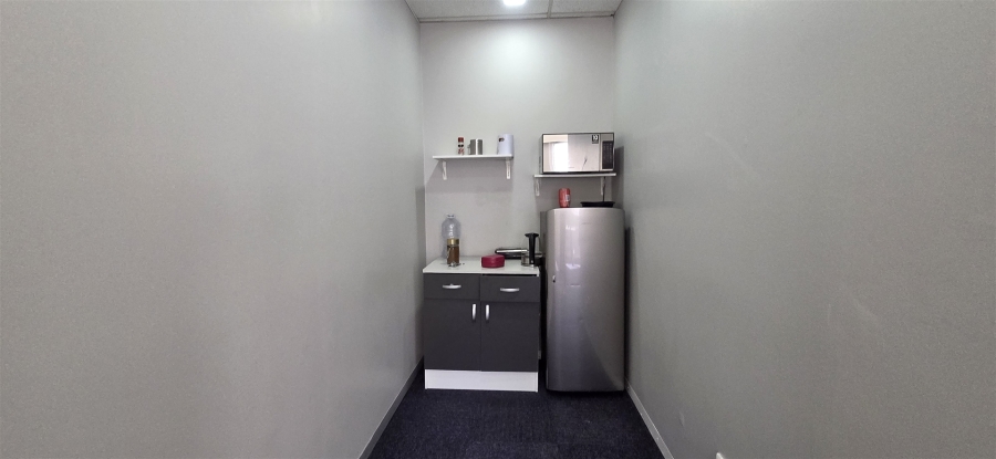 To Let Commercial Property for Rent in Lyme Park Gauteng