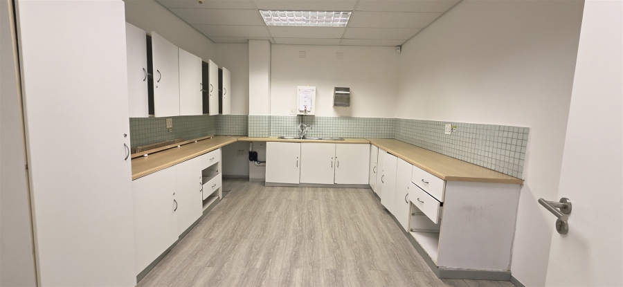 To Let Commercial Property for Rent in Woodmead Gauteng