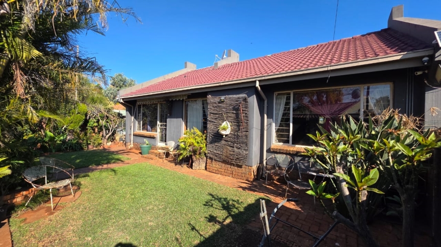 3 Bedroom Property for Sale in Doornpoort Gauteng