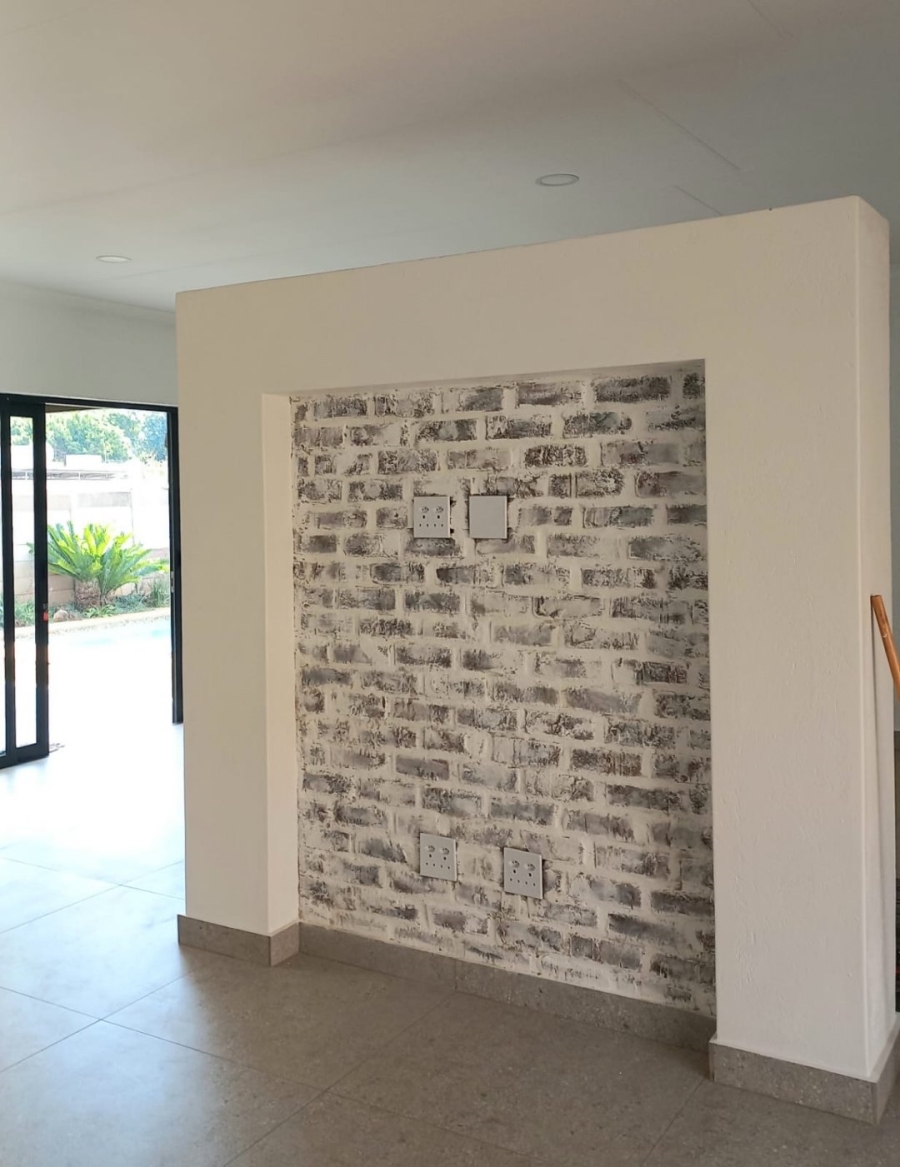 5 Bedroom Property for Sale in Wonderboom Gauteng