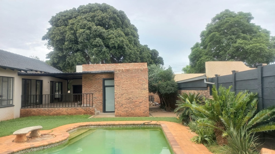 5 Bedroom Property for Sale in Wonderboom Gauteng