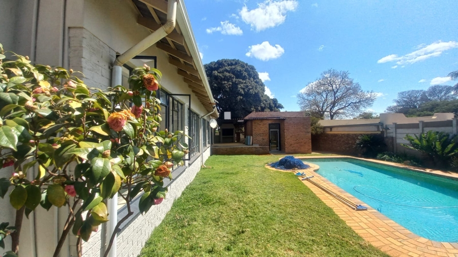 5 Bedroom Property for Sale in Wonderboom Gauteng