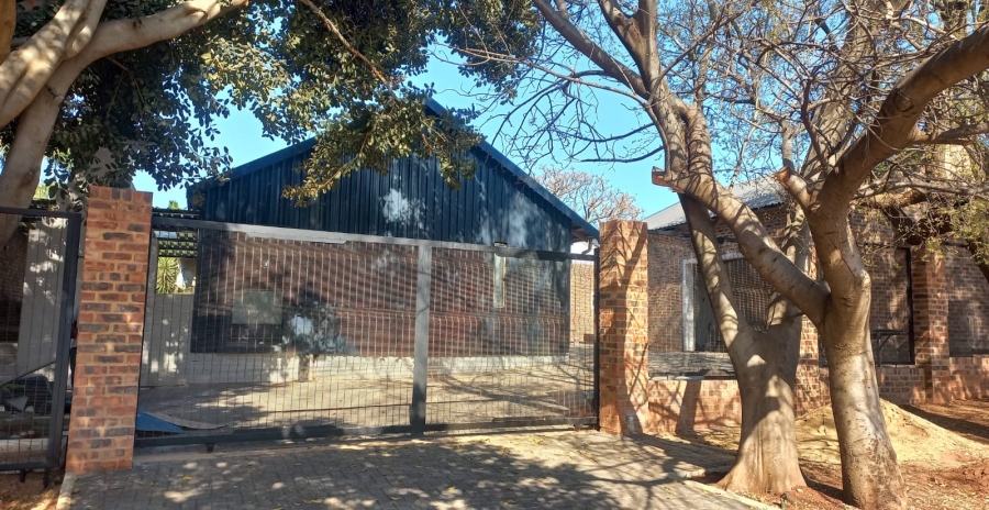 5 Bedroom Property for Sale in Wonderboom Gauteng