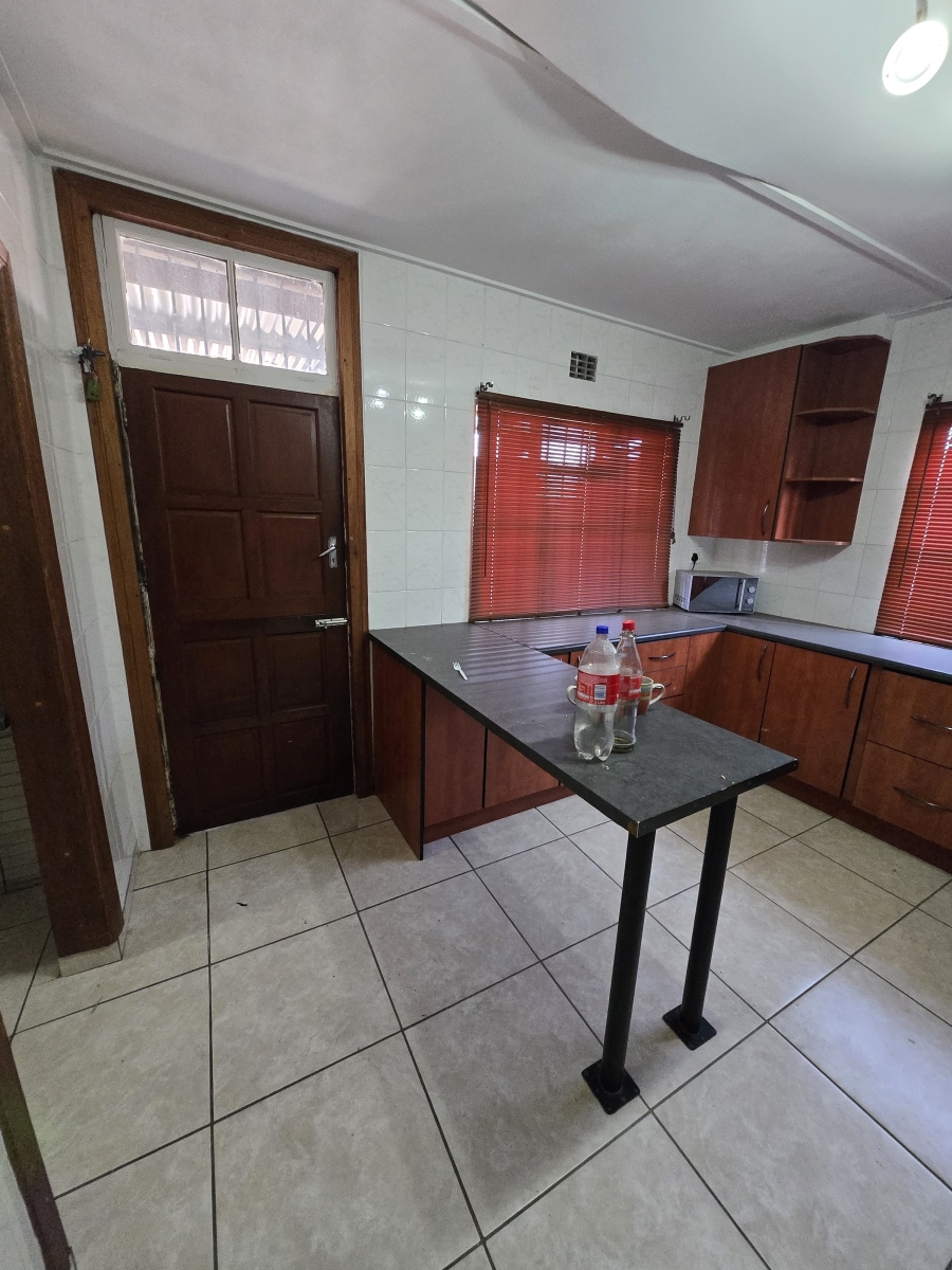 To Let 3 Bedroom Property for Rent in Roodepoort North Gauteng