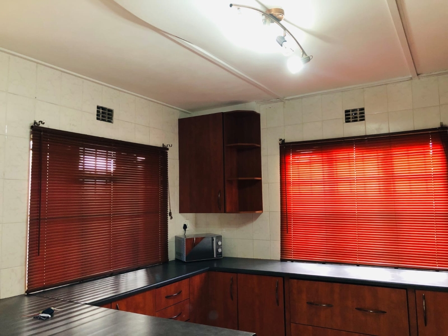 To Let 3 Bedroom Property for Rent in Roodepoort North Gauteng
