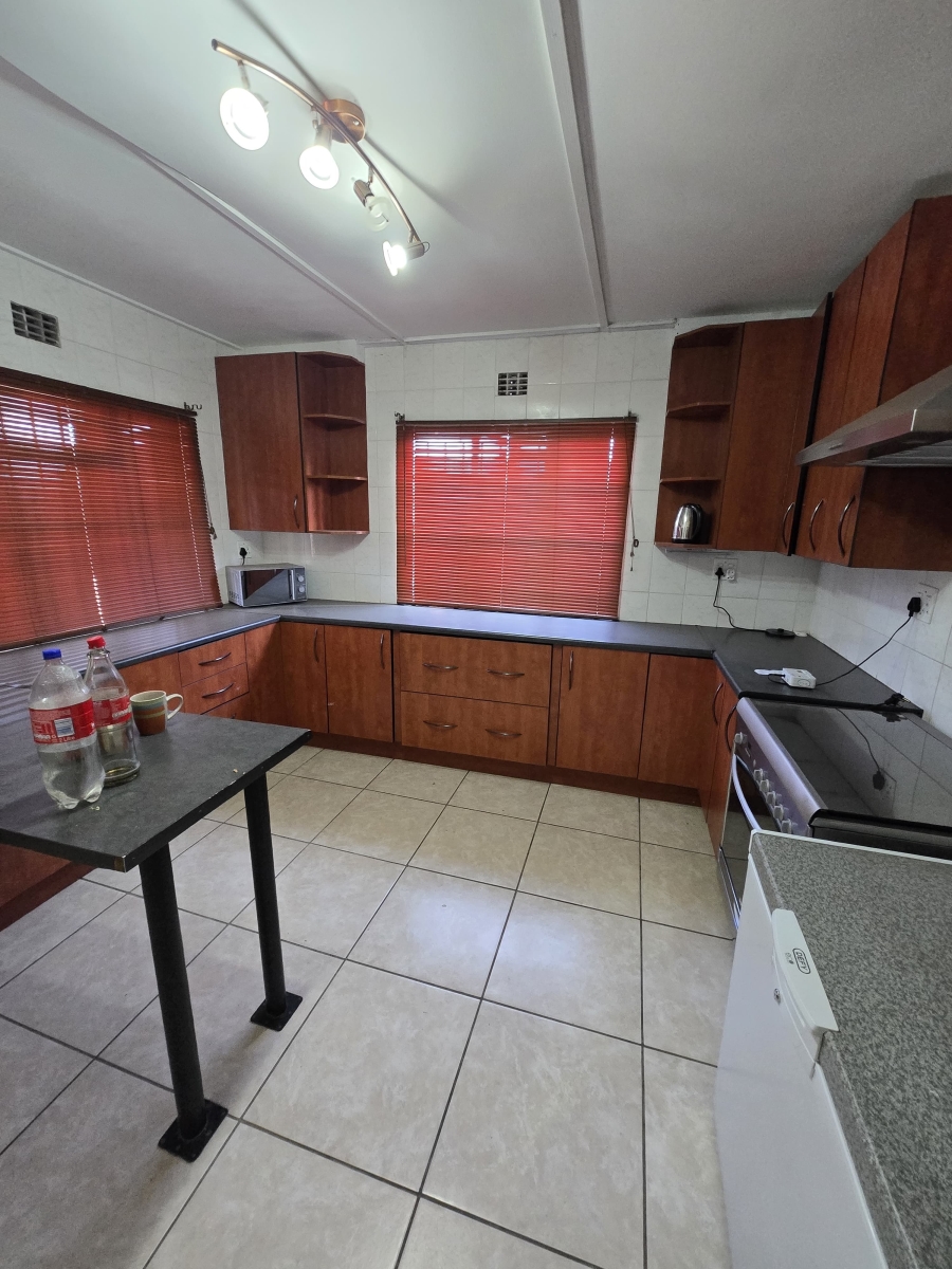 To Let 3 Bedroom Property for Rent in Roodepoort North Gauteng