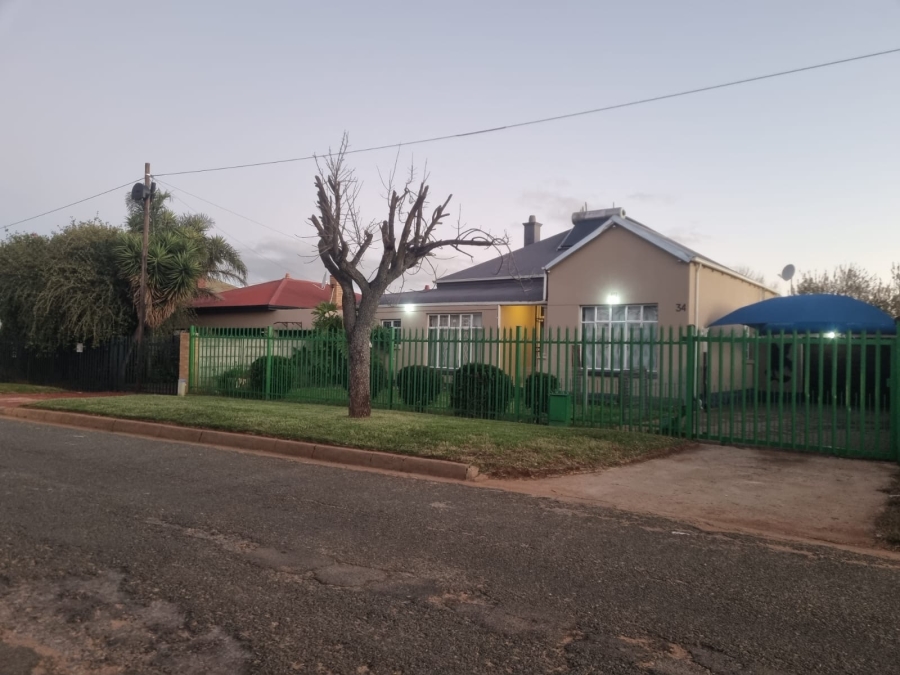 To Let 3 Bedroom Property for Rent in Roodepoort North Gauteng