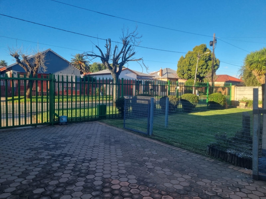 To Let 3 Bedroom Property for Rent in Roodepoort North Gauteng