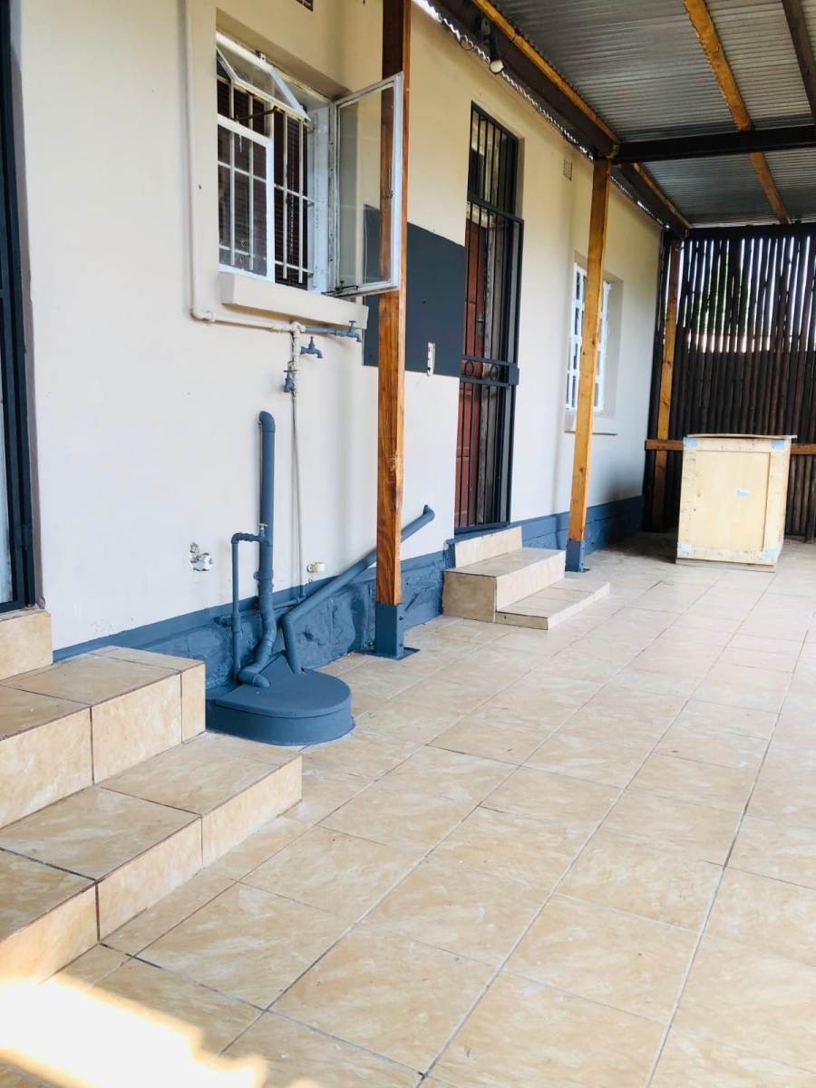 To Let 3 Bedroom Property for Rent in Roodepoort North Gauteng