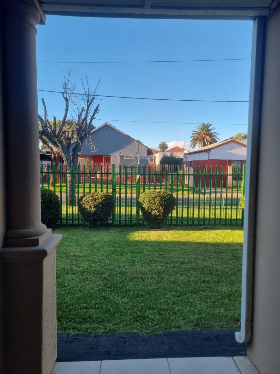 To Let 3 Bedroom Property for Rent in Roodepoort North Gauteng