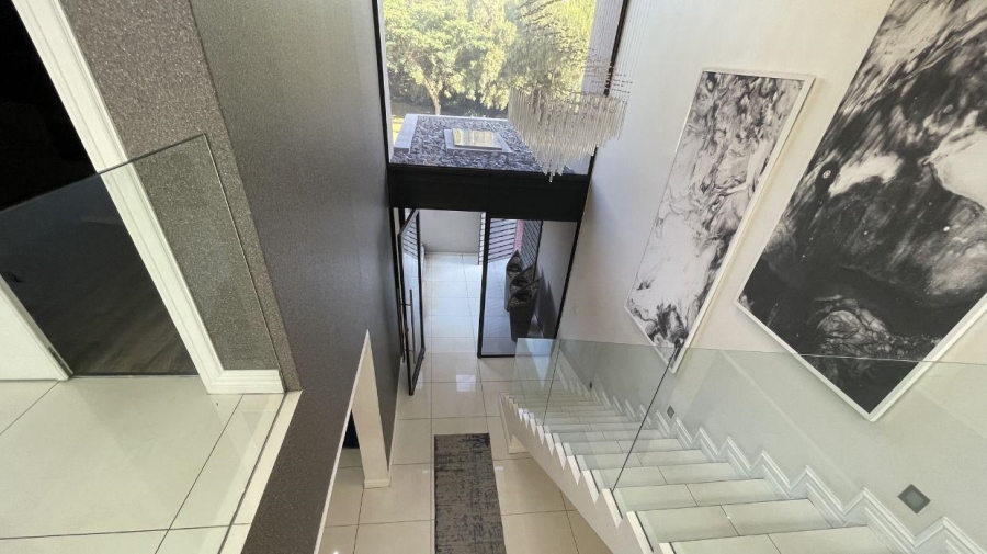 To Let 5 Bedroom Property for Rent in Greenstone Hill Gauteng