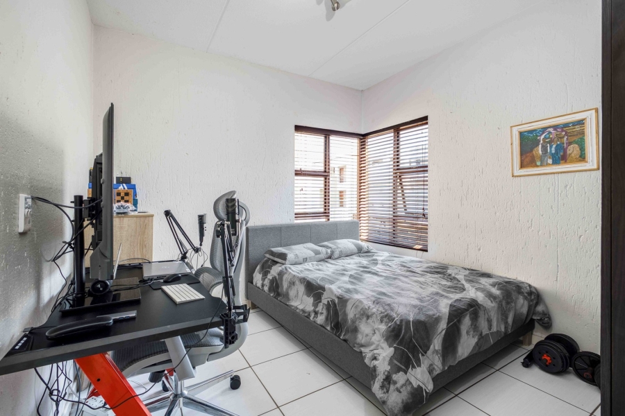 To Let 2 Bedroom Property for Rent in Paulshof Gauteng