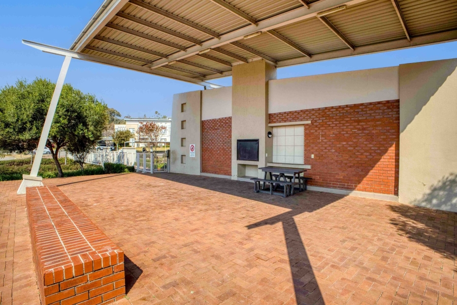 To Let 2 Bedroom Property for Rent in Paulshof Gauteng