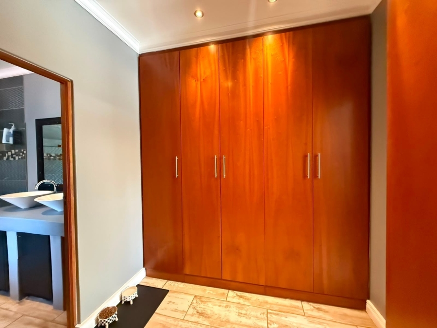 4 Bedroom Property for Sale in Rynfield Gauteng