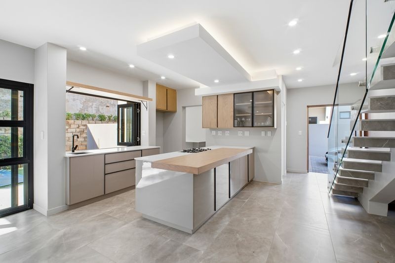 3 Bedroom Property for Sale in Bryanston Gauteng