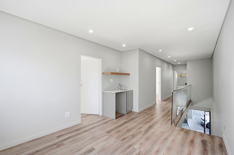 3 Bedroom Property for Sale in Bryanston Gauteng