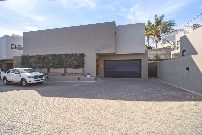 3 Bedroom Property for Sale in Bryanston Gauteng