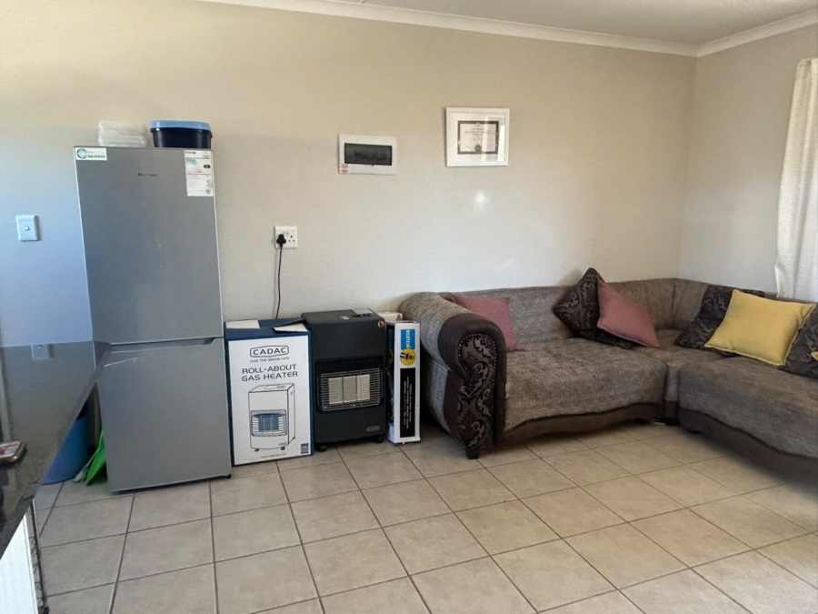 2 Bedroom Property for Sale in Noordwyk Gauteng
