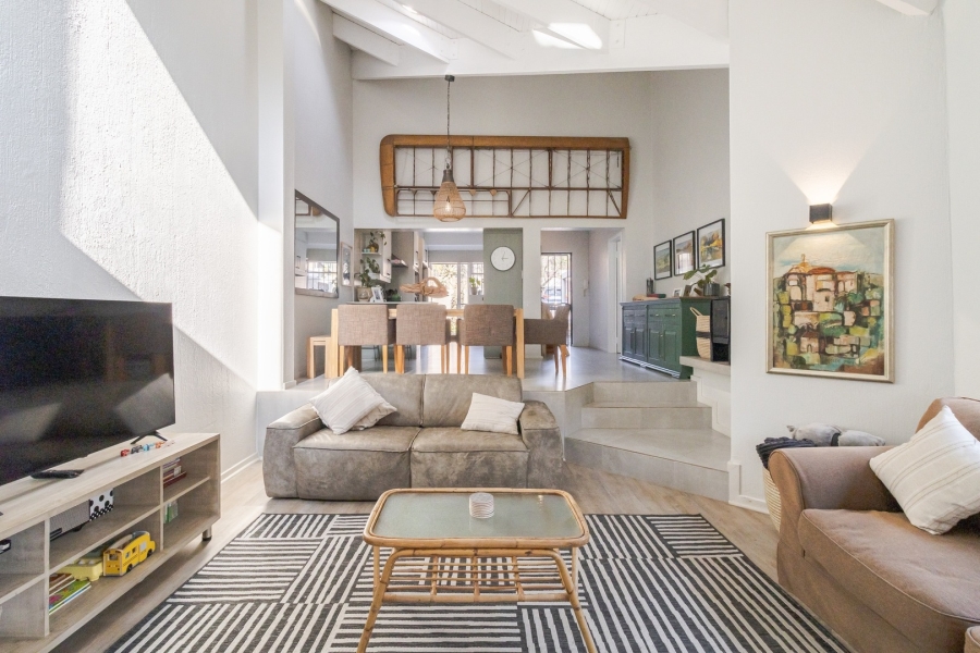 2 Bedroom Property for Sale in Lonehill Gauteng