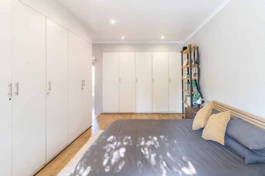 2 Bedroom Property for Sale in Lonehill Gauteng