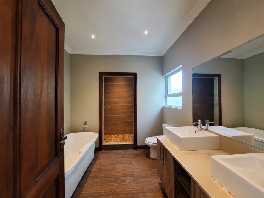 3 Bedroom Property for Sale in Louwlardia Gauteng