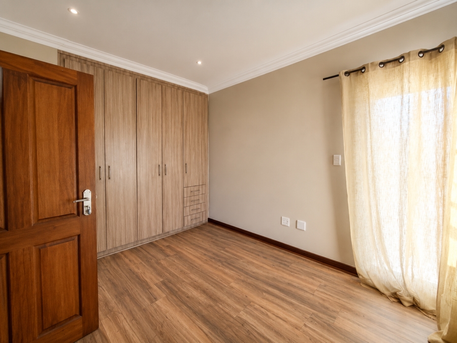 3 Bedroom Property for Sale in Louwlardia Gauteng