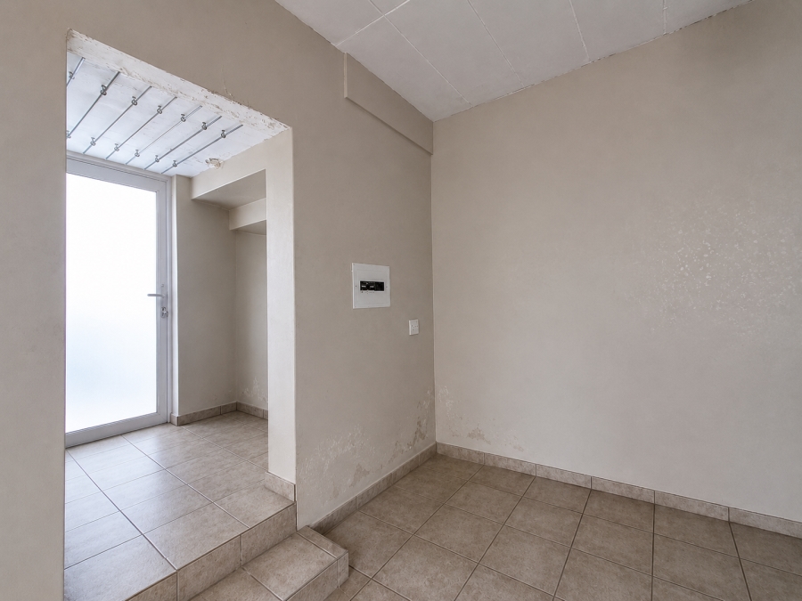 3 Bedroom Property for Sale in Louwlardia Gauteng