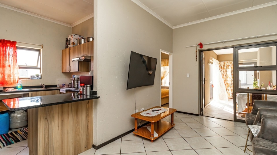 2 Bedroom Property for Sale in Goedeburg Gauteng