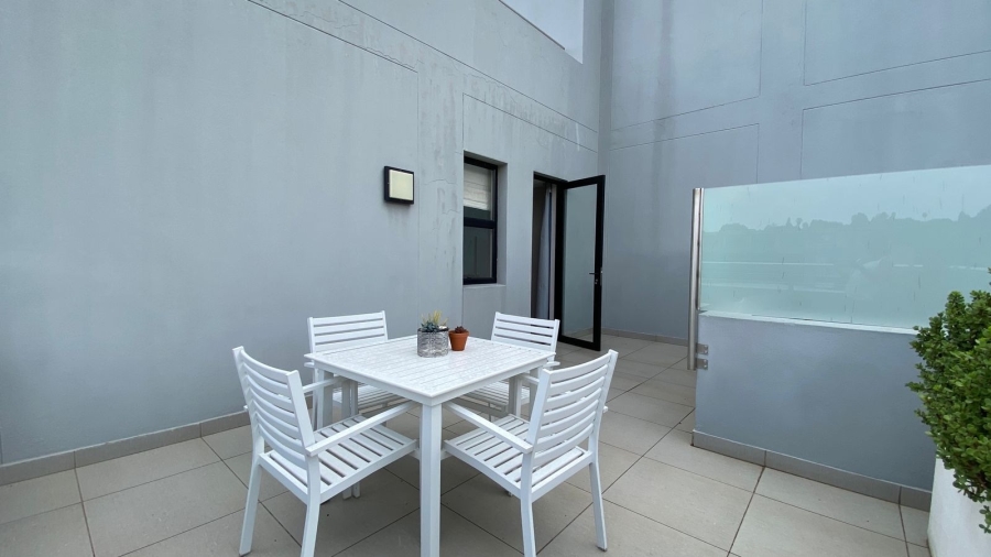 To Let 2 Bedroom Property for Rent in Parkmore Gauteng