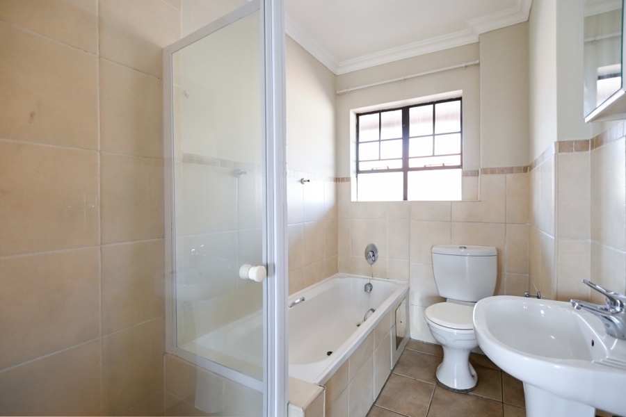 2 Bedroom Property for Sale in Montana Gauteng