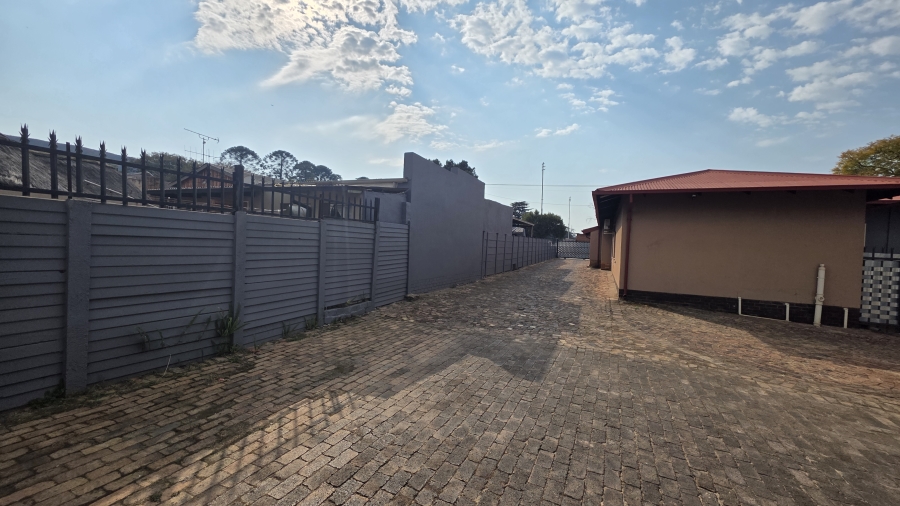 3 Bedroom Property for Sale in Rietfontein Gauteng