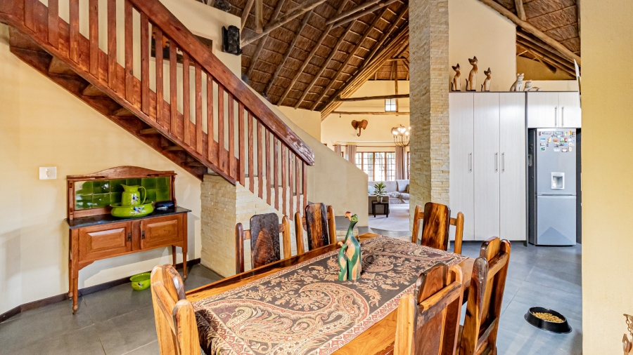 5 Bedroom Property for Sale in Moreleta Park Gauteng
