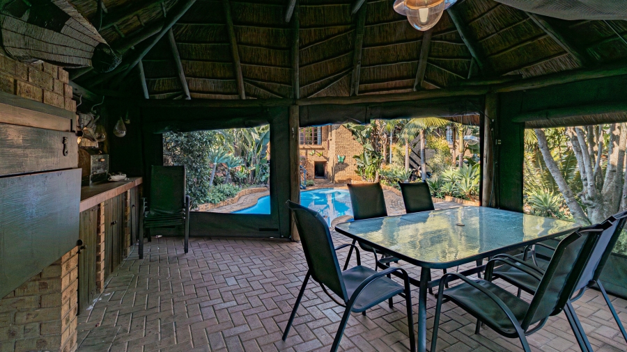 5 Bedroom Property for Sale in Moreleta Park Gauteng