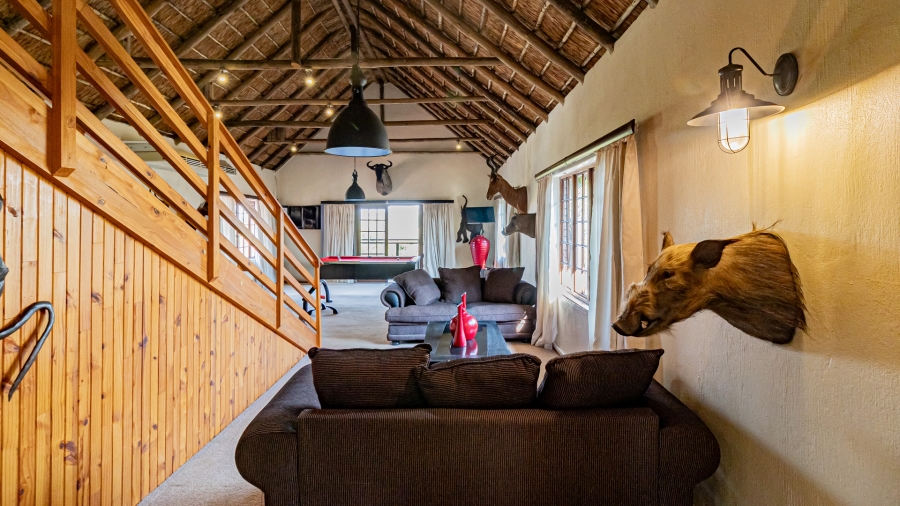 5 Bedroom Property for Sale in Moreleta Park Gauteng