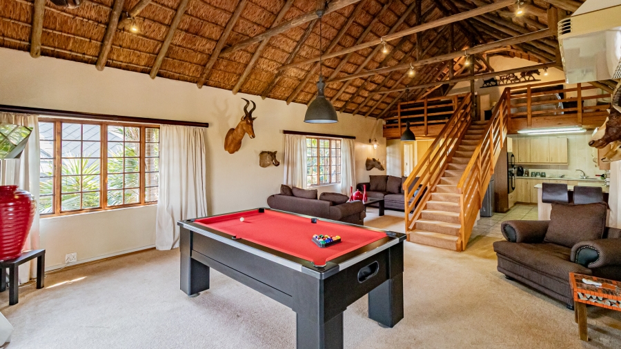 5 Bedroom Property for Sale in Moreleta Park Gauteng