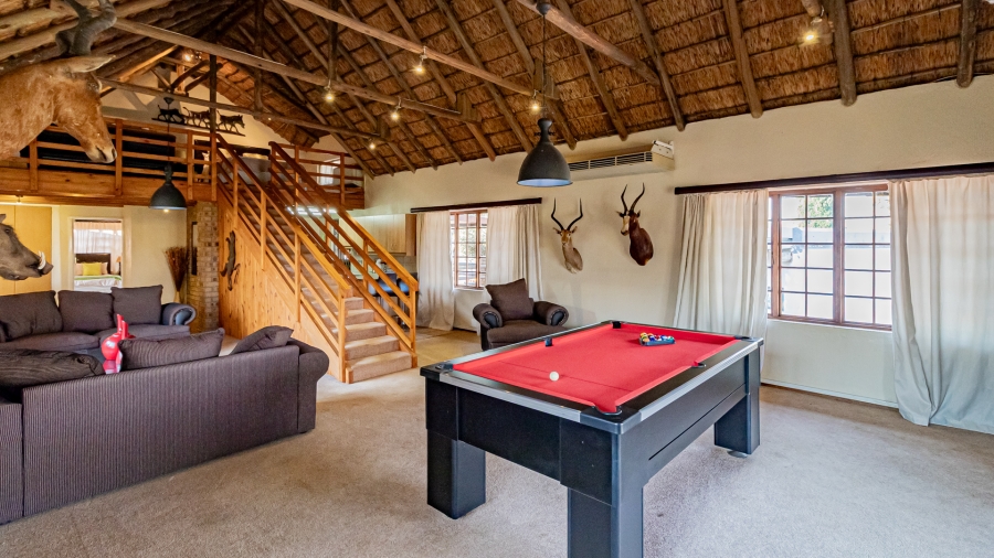 5 Bedroom Property for Sale in Moreleta Park Gauteng