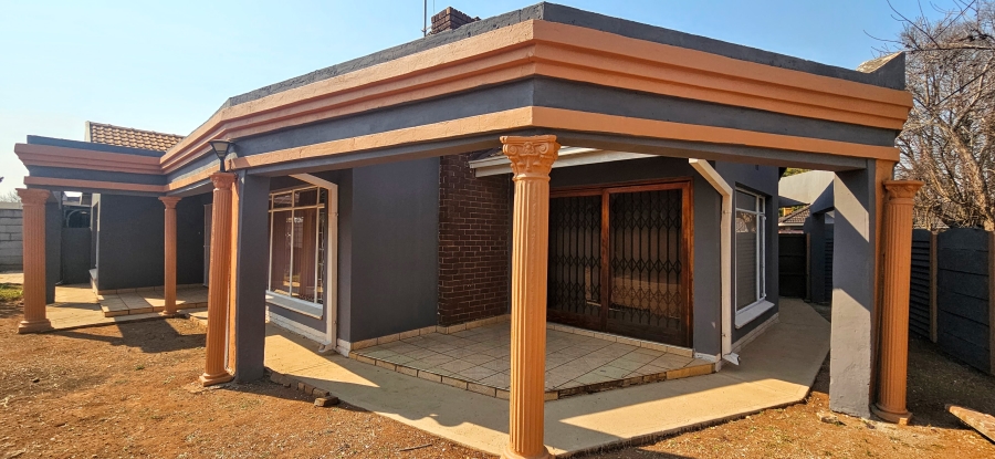 3 Bedroom Property for Sale in Risiville Gauteng