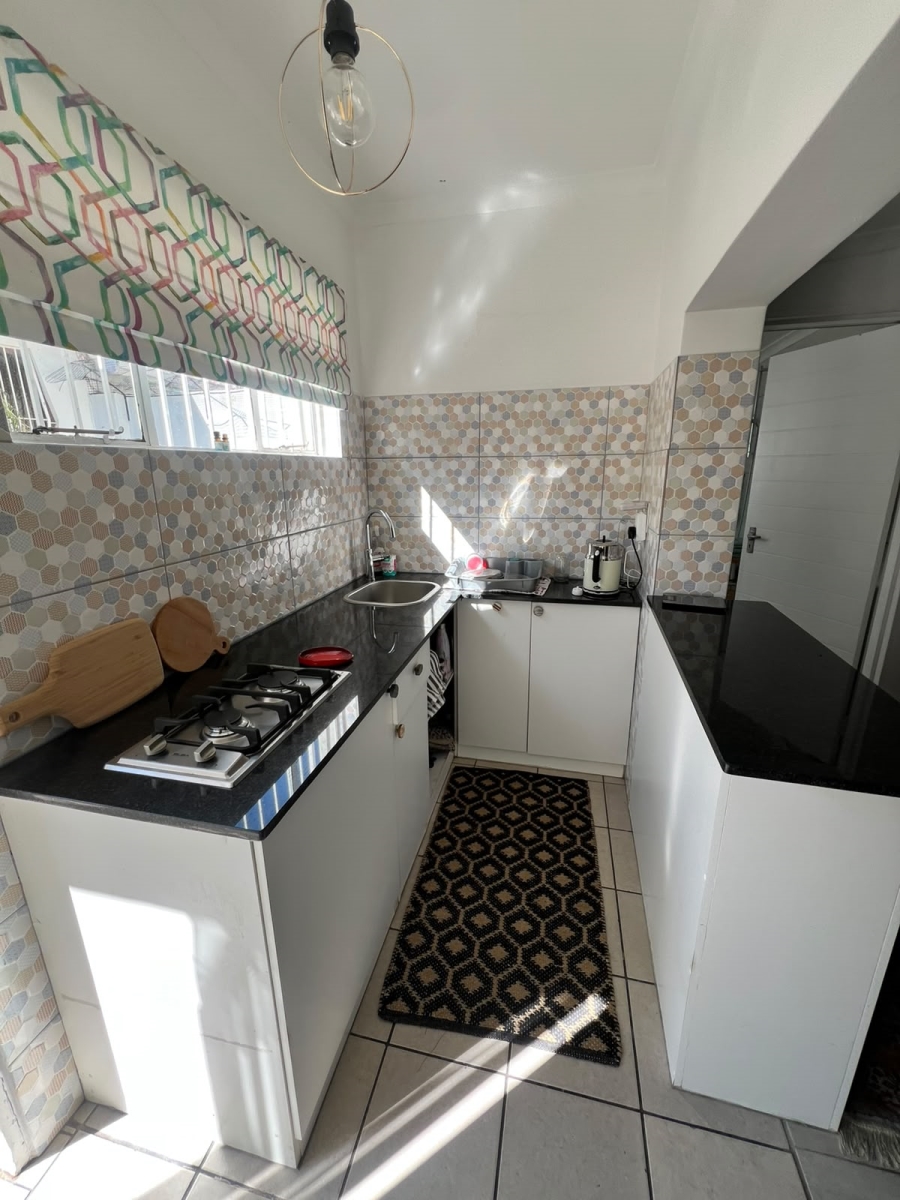 To Let 1 Bedroom Property for Rent in Kew Gauteng
