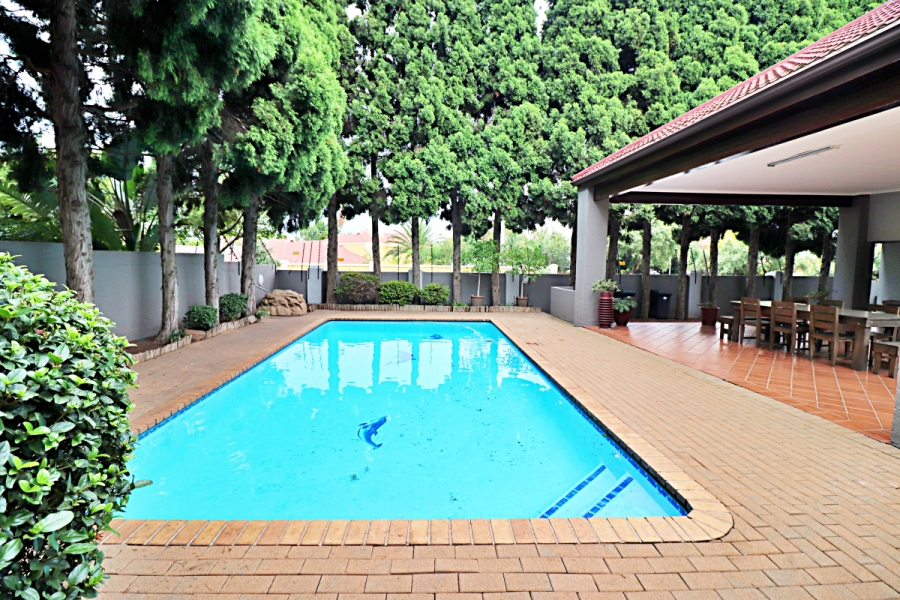 3 Bedroom Property for Sale in Dowerglen Gauteng